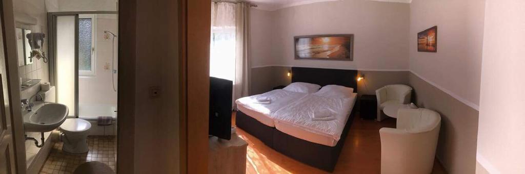 Zum Gruenen Jaeger Hotel Barsinghausen Buitenkant foto
